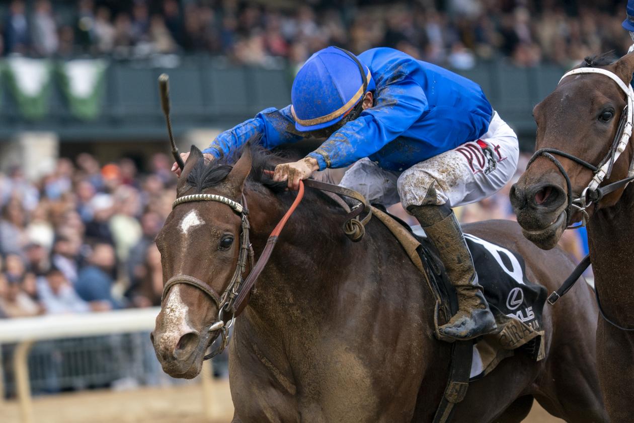 Caramel Swirl - 1st - G2 Raven Run Stakes - Keeneland, USA - 23 October 2021_racingfotos_70231912207.jpg