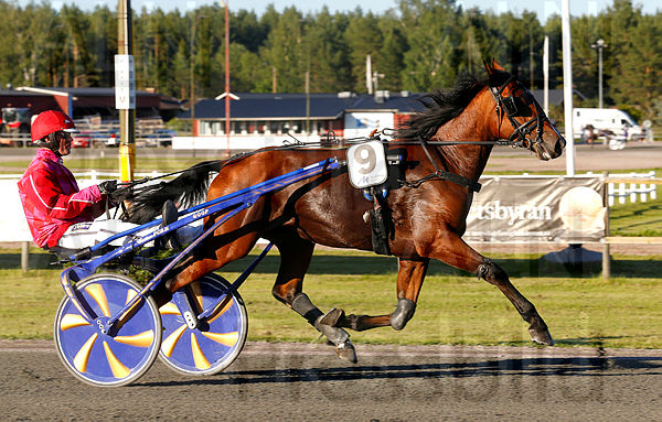 Lincoln Abe Boko heat 1.t6123c20b.m600.w.4salnwmark2.png.xVx-aP0aS.jpg