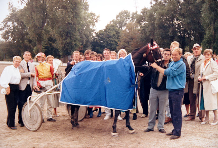 Yamet Rotary 30-8-1986 h.jpg