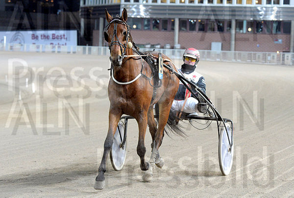McGarret def.t61c375f7.m600.w.4salnwmark2.png.xqSqACRka.jpg