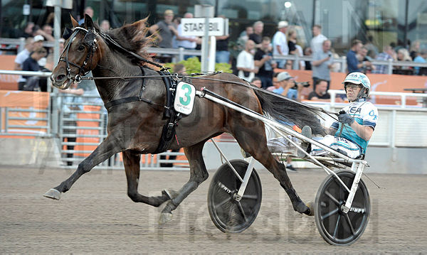 Honey Mearas heat.t62fe4d29.m600.w.4salnwmark2.png.xCzKNAq4-.jpg