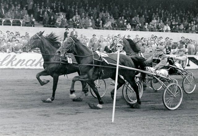 Victor Emanuel 15-5-1958.jpg