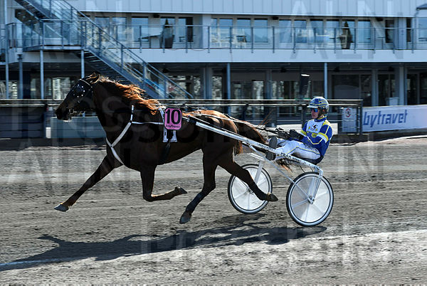 Dali Pagadi mål2.t5e808c0e.m600.w.4salnwmark2.png.xFYmyyJsR.jpg