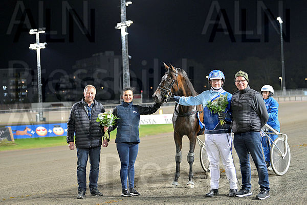 Polemaetus pris.t633e6e12.m600.w.4salnwmark2.png.xGx3WQwnG.jpg