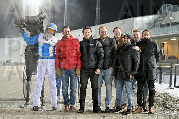 Feline Burgerheide pris.t640a48ed.m600.w.4salnwmark2.png.xh-jjFrwn (2).jpg