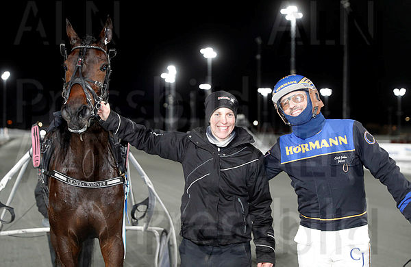 Benita Winner pris 1.t63fb770a.m600.w.4salnwmark2.png.xB3tJQ8x1.jpg