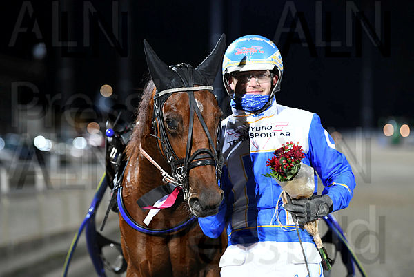 New Frisiana pris 6829 (1).t6373e7b1.m600.w.4salnwmark2.png.xfgD7dtq3 (1).jpg