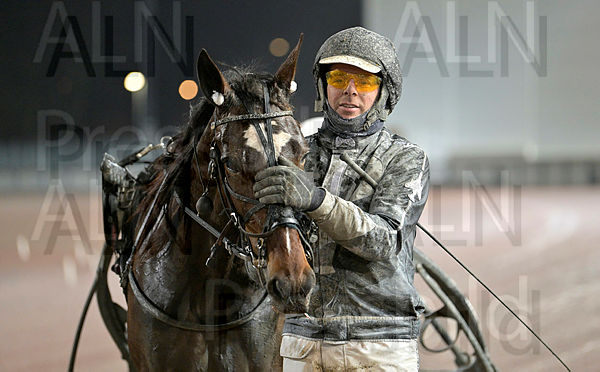 Marjan Black pris.t641b702a.m600.w.4salnwmark2.png.xx4carMQZ.jpg