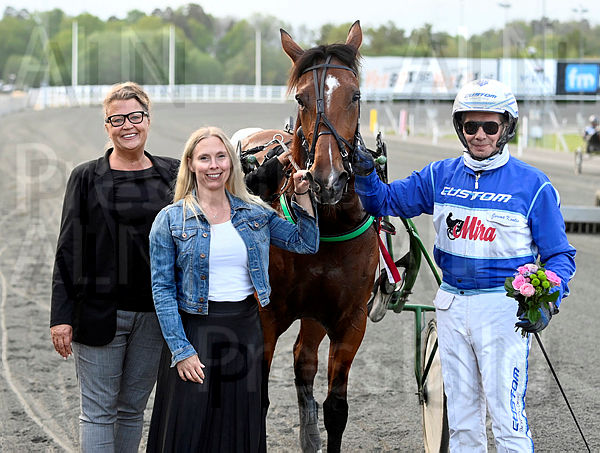 Filippa B.J. pris.t6463c18d.m600.w.4salnwmark2.png.xCfwz7VVG.jpg