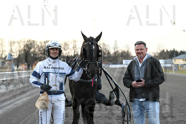 Hashtag Simoni pris 561 (1).t643ccb55.m600.w.4salnwmark2.png.xdzWcp-Ya.jpg