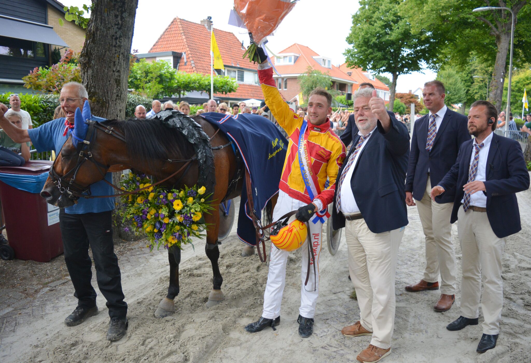 Huldiging-kortebaan-Santpoort-2022-scaled.jpg