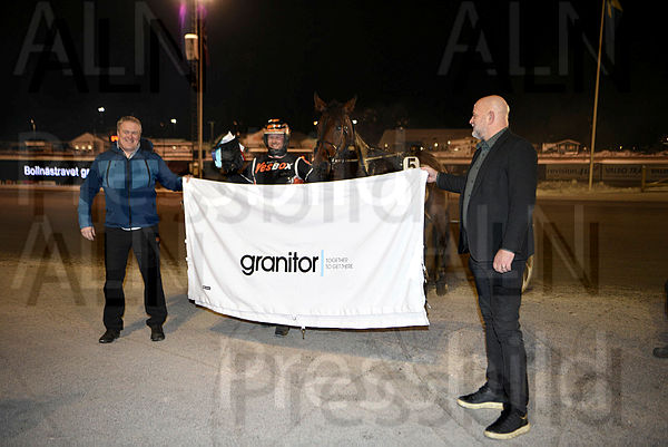 Huit pris.t657e02d3.m600.w.4salnwmark2.png.xCZ5zRmkR.jpg