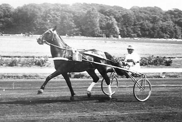 Jonker Volann Derby defile.jpg