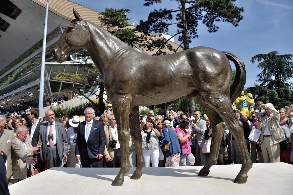 inauguration-statue-ourasi-03.jpg