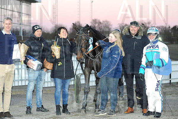 Laferrari Dimanche pris.t622470e7.m600.w.4salnwmark2.png.xQaDHTNqK.jpg