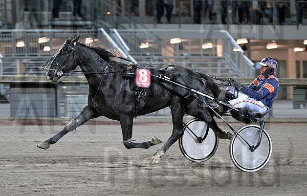 Junious Heot mål 1 (2).t655502d6.m600.w.4salnwmark2.png.xRtmw54dB.jpg