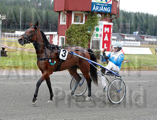 Odette Valery def (2).t6549f459.m600.w.4salnwmark2.png.xjHQ2D-u8.jpg