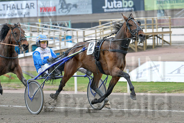 Odette Valery heat 1.t66066512.m600.w.4salnwmark2.png.xTqB-fOtJ.jpg