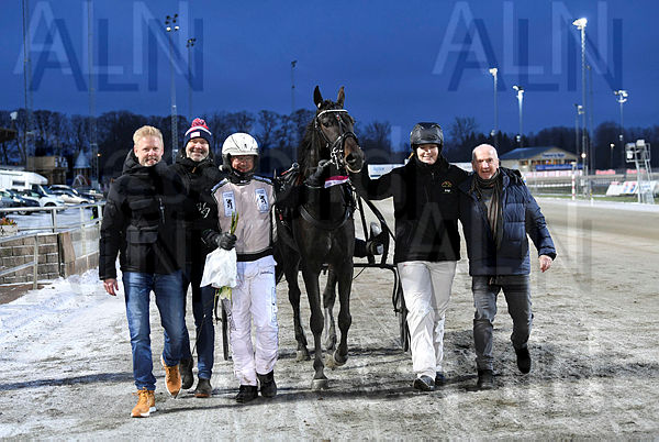 Take Your Time pris 554.t65916ef0.m600.w.4salnwmark2.png.xpXQ1joqg (1).jpg