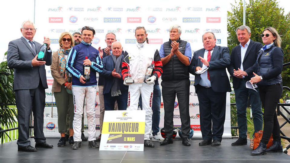 podium-gntlemans110924-aprh-66e1a99b65a2e317840331.jpg