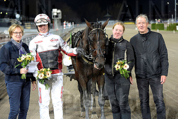 Marre's Dreamboy pris.t671942fa.m600.w.4salnwmark2.png.xxh83NOVs.jpg