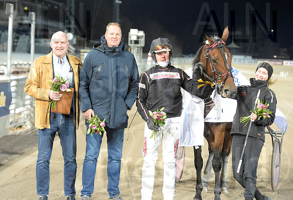 Ester degli Dei pris.t67286608.m600.w.4salnwmark2.png.xE25xSIqh.jpg