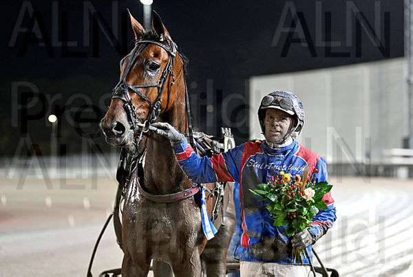 Nightrain Boko pris.t6706c7a1.m600.w.4salnwmark2.png.xTmCMaoP2 (1).jpg