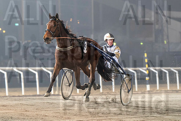 Ismael F.Boko målgång.t6239f1a8.m600.w.4salnwmark2.png.x6GBVSEUh (2).jpg