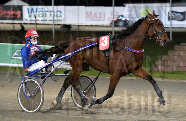 Carl Palema heat.t67365113.m600.w.4salnwmark2.png.xiuLF_mEB.jpg