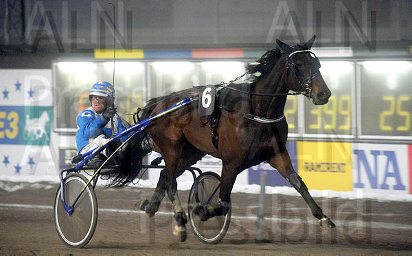 La Crosta mål.t65ce5d42.m600.w.4salnwmark2.png.xjSCY7vmM (1).jpg