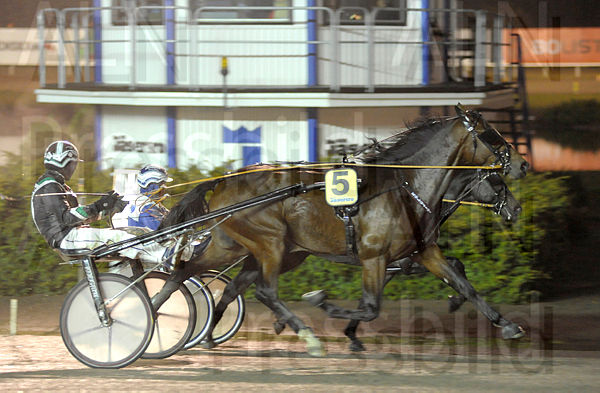 Norris Grif ml.t4af9a2eb.m600.w.4salnwmark2.png.xUXcPPpfT.jpg