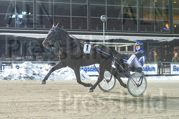 Svarte Petter mål2.t6775aee7.m600.w.4salnwmark2.png.xHJL3nHzz.jpg