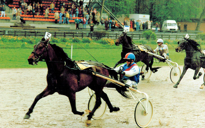 Hamlets Wishbone 18-4-1993.jpg