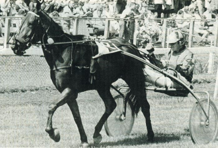 Vriend Hugo na winst Derbyproef.jpg