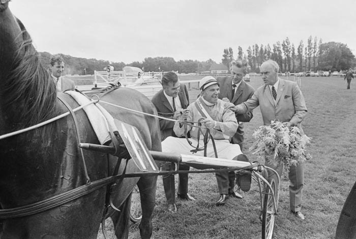 Anton H-B 30-07-69 hulde.jpg