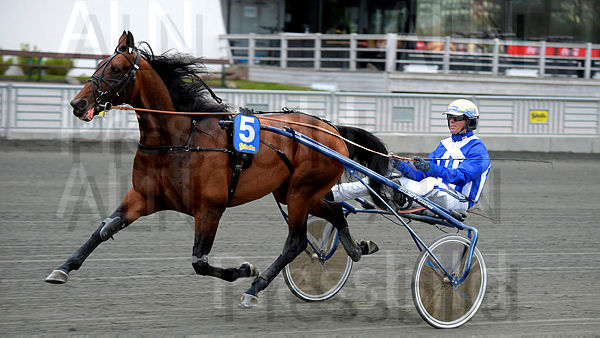 Ecurie D. mål 2.t5e9730ca.m600.w.4salnwmark2.png.xuXHeIuky.jpg