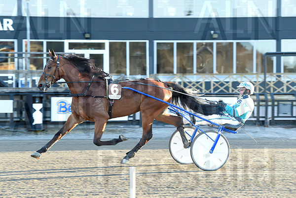Cash Maker heat1.t607b1b48.m600.w.4salnwmark2.png.xUCEAMH5S.jpg