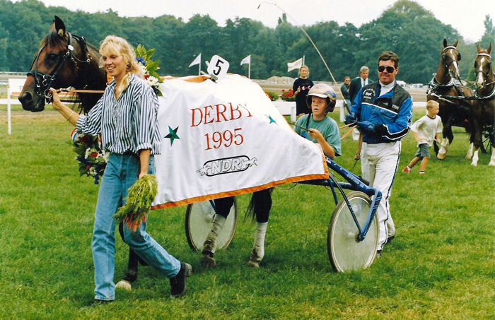 John F Boko Derby ere 3.jpg