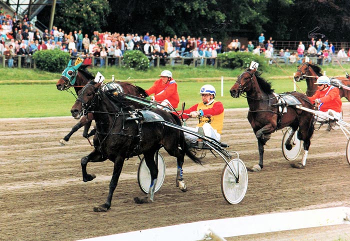 HollBelg 93 Hyde du Lombart.jpg