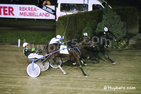 Giganten-1998-020-Finale-Running-Sea-Jim-Frick.jpg