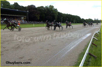Berrys Boy Derby 2.jpg