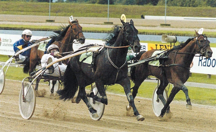 Koos van Camstra KNP 2000 (1).jpg