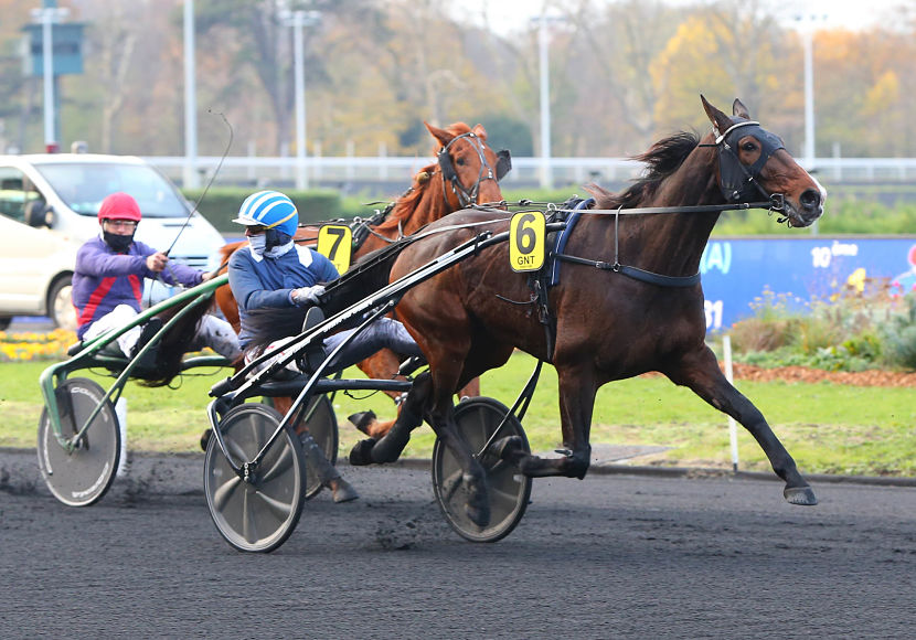elie_de_beaufour_letrotcom.jpg