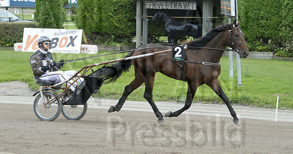 Francesco Zet heat.t61214150.m600.w.4salnwmark2.png.xJ_QKaFln.jpg