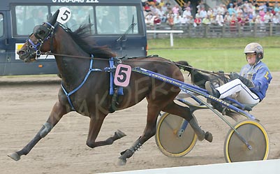 Zander Troost Derby.jpg