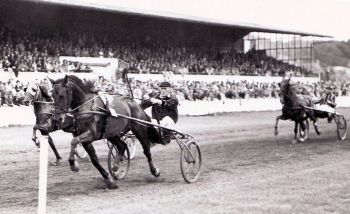 Norton Williams 28-8-1949.jpg
