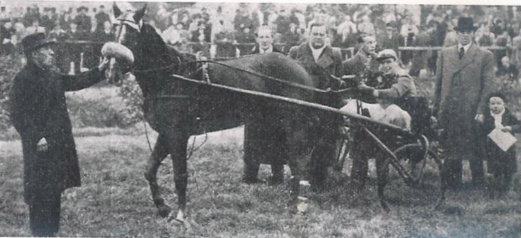 Dutch Hanover met W. Kohler 16-10-43.jpg