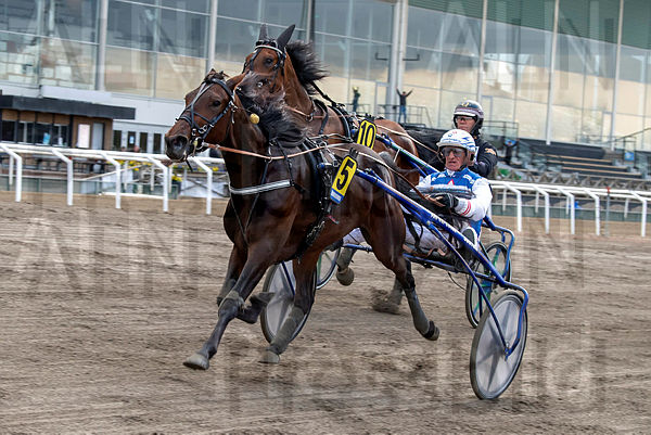 Power Brigadoon målgång.t626a9891.m600.w.4salnwmark2.png.xdM2GsfVe.jpg