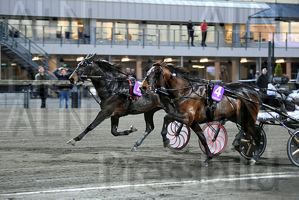 Usain Lobell mål 1.t626322a1.m600.w.4salnwmark2.png.x7ReUy3WP.jpg