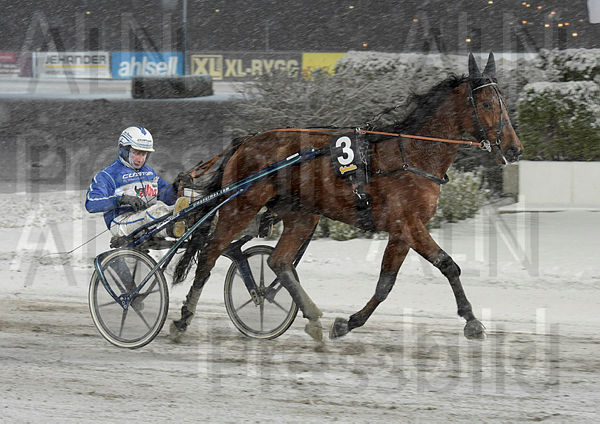 Marion Fouty Bon def.t5fff4be9.m600.w.4salnwmark2.png.xQL3iNfo2.jpg